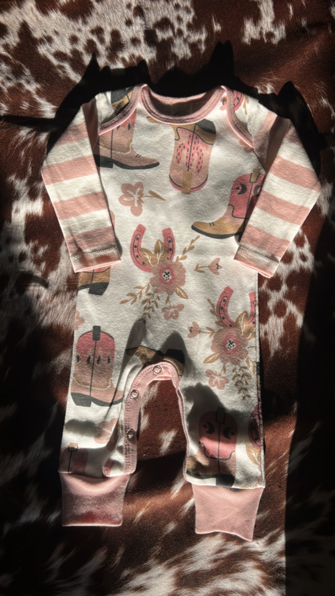 Pink cowboy boot bamboo sleeper